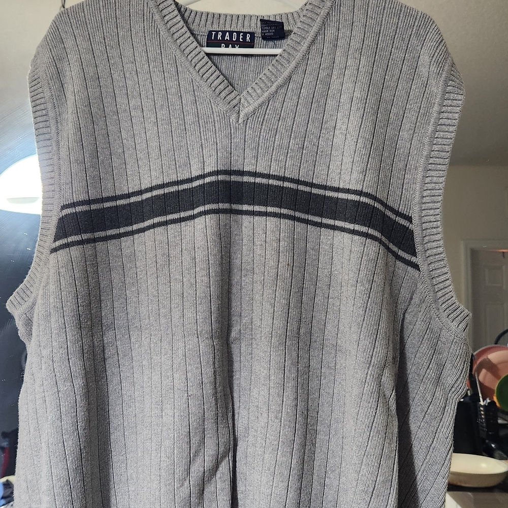 Trader Bay Gray V-Neck Sweater Vest